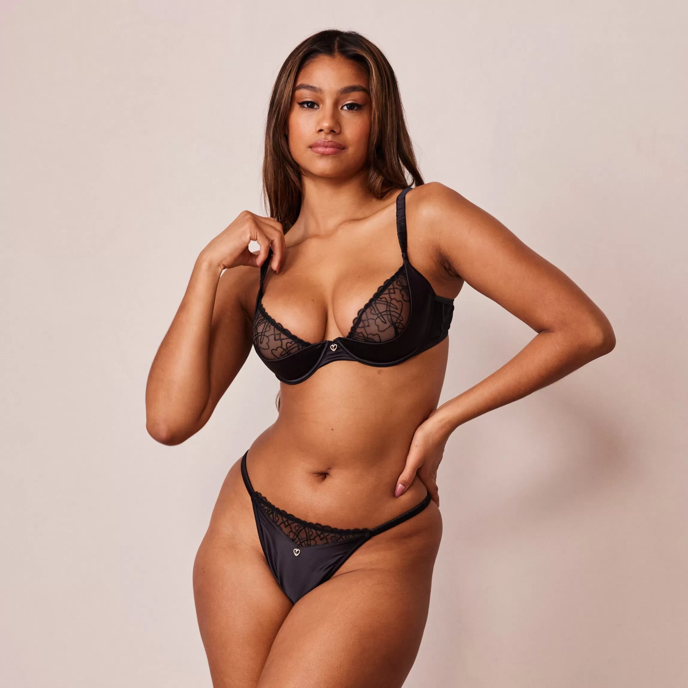 Lounge Admire Balcony BH & G-string Set - Zwart Store