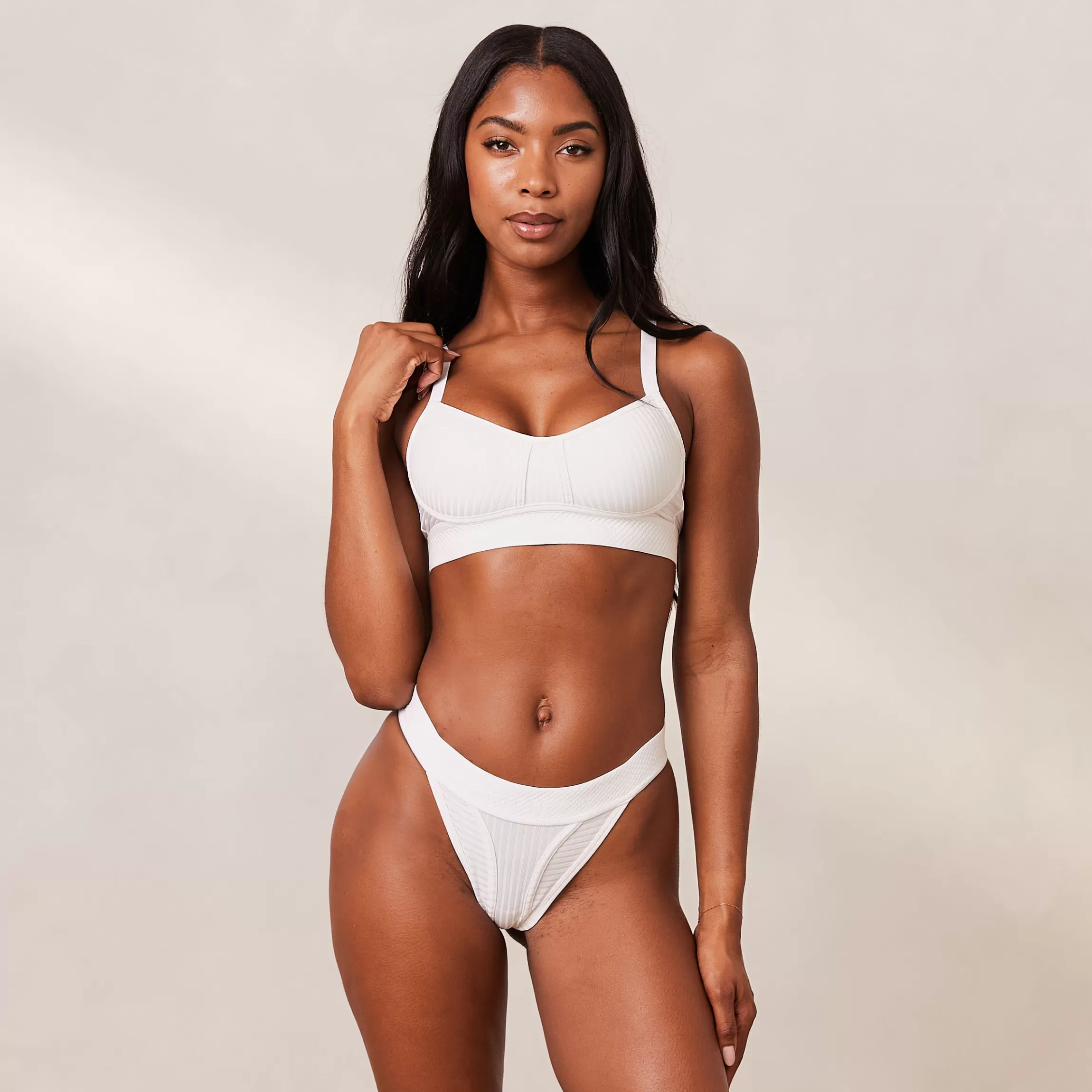 Lounge Bare BH & String Set - Wit Clearance