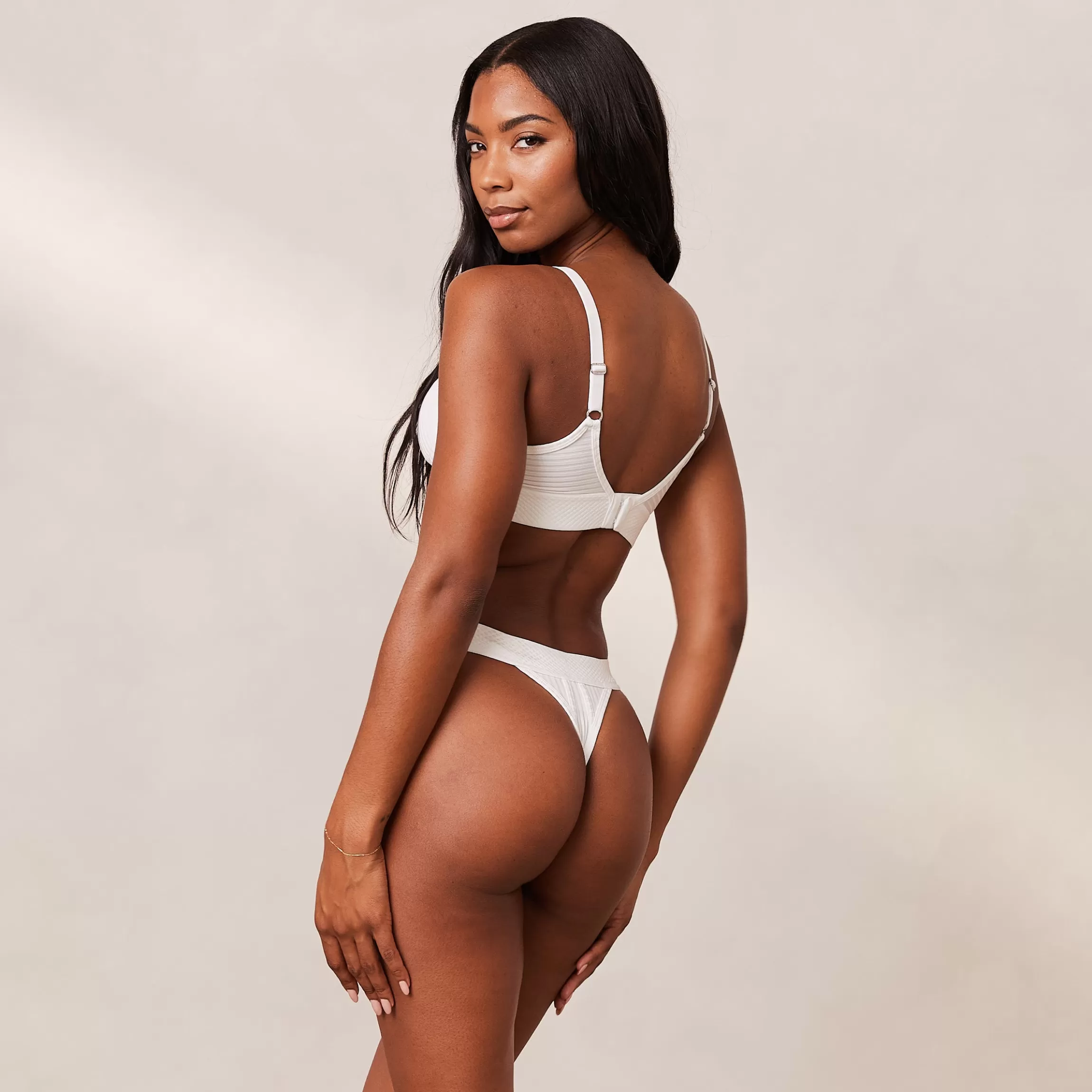 Lounge Bare BH & String Set - Wit Clearance