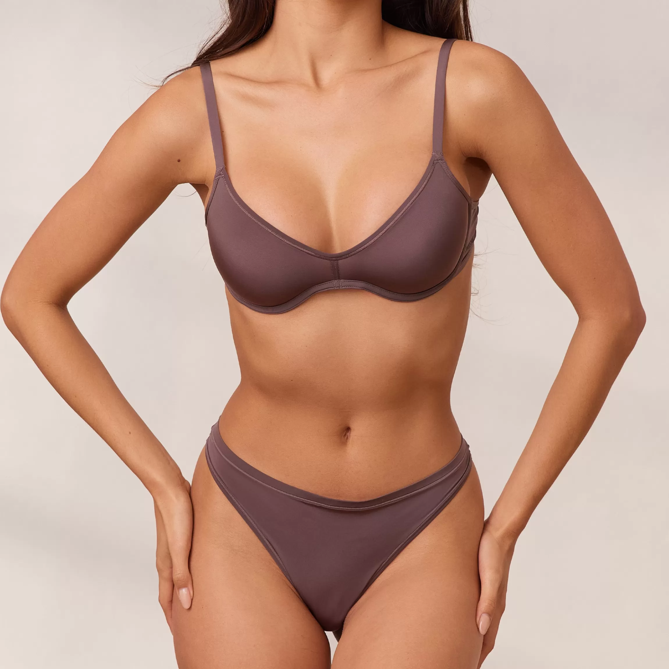 Lounge Barely There Plunge BH - Paarsbruin Clearance