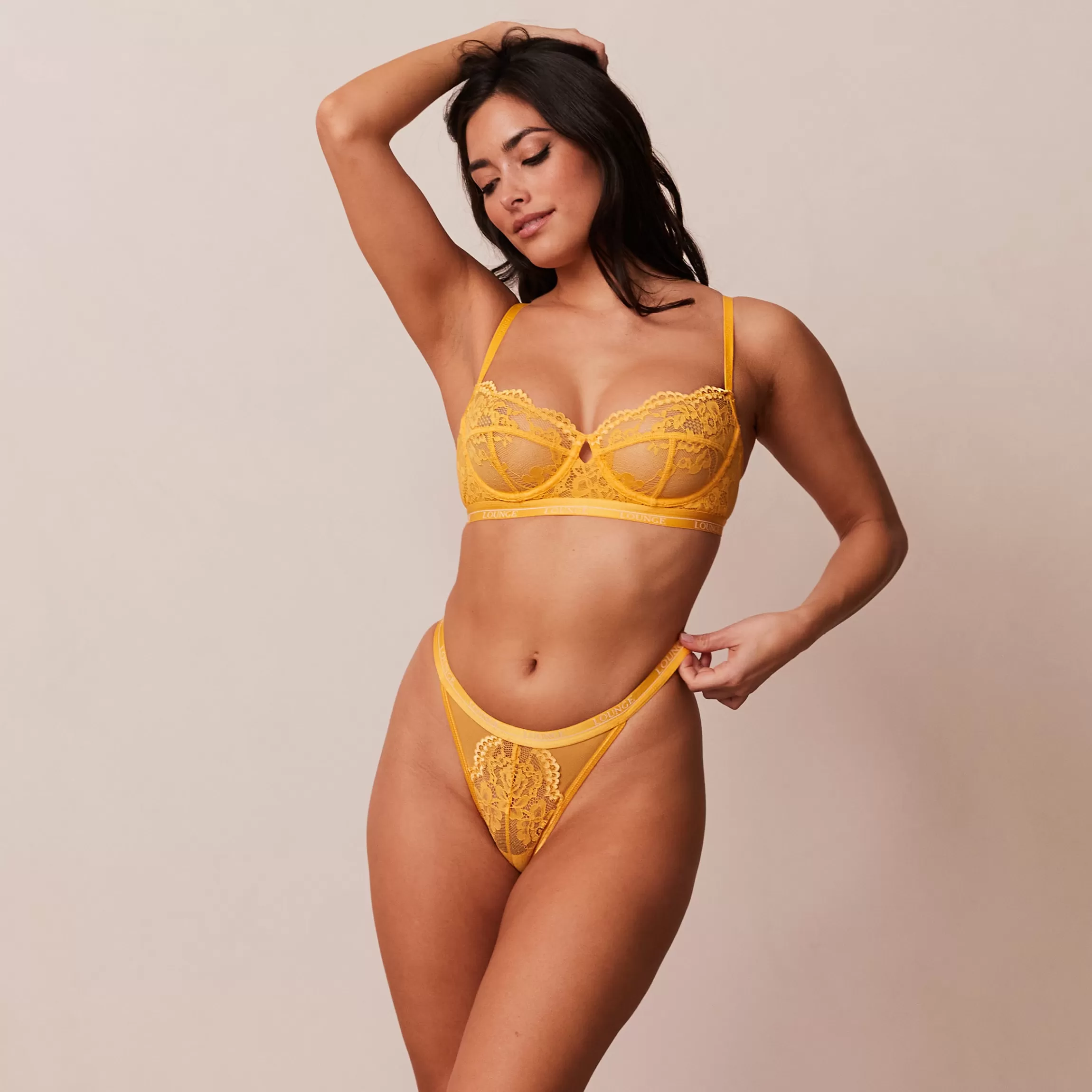 Lounge Blossom Balcony BH & String Set - Mosterd Online