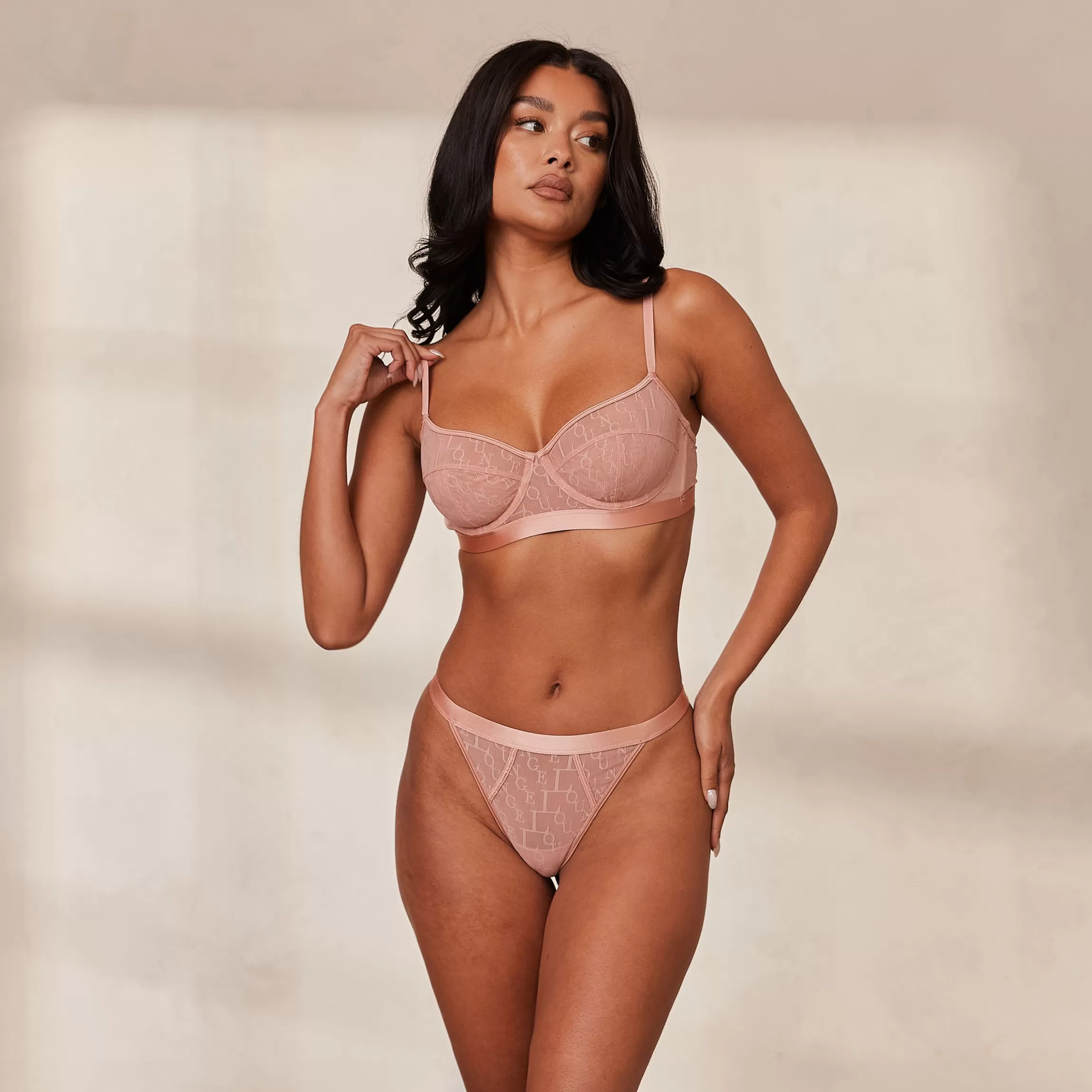 Lounge Chic Balcony BH & String Set - Roze Online
