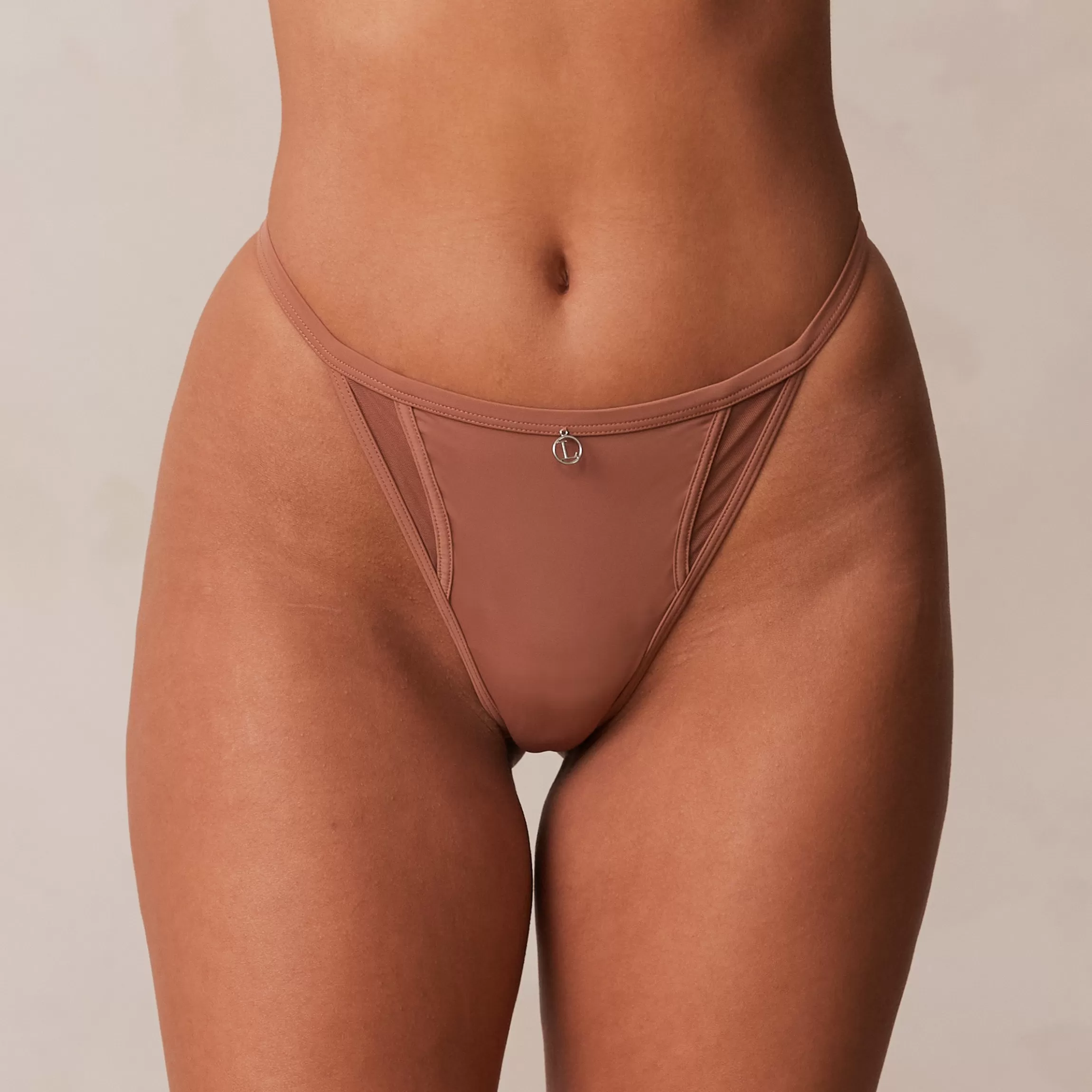 Lounge Classic String - Mokka Cheap