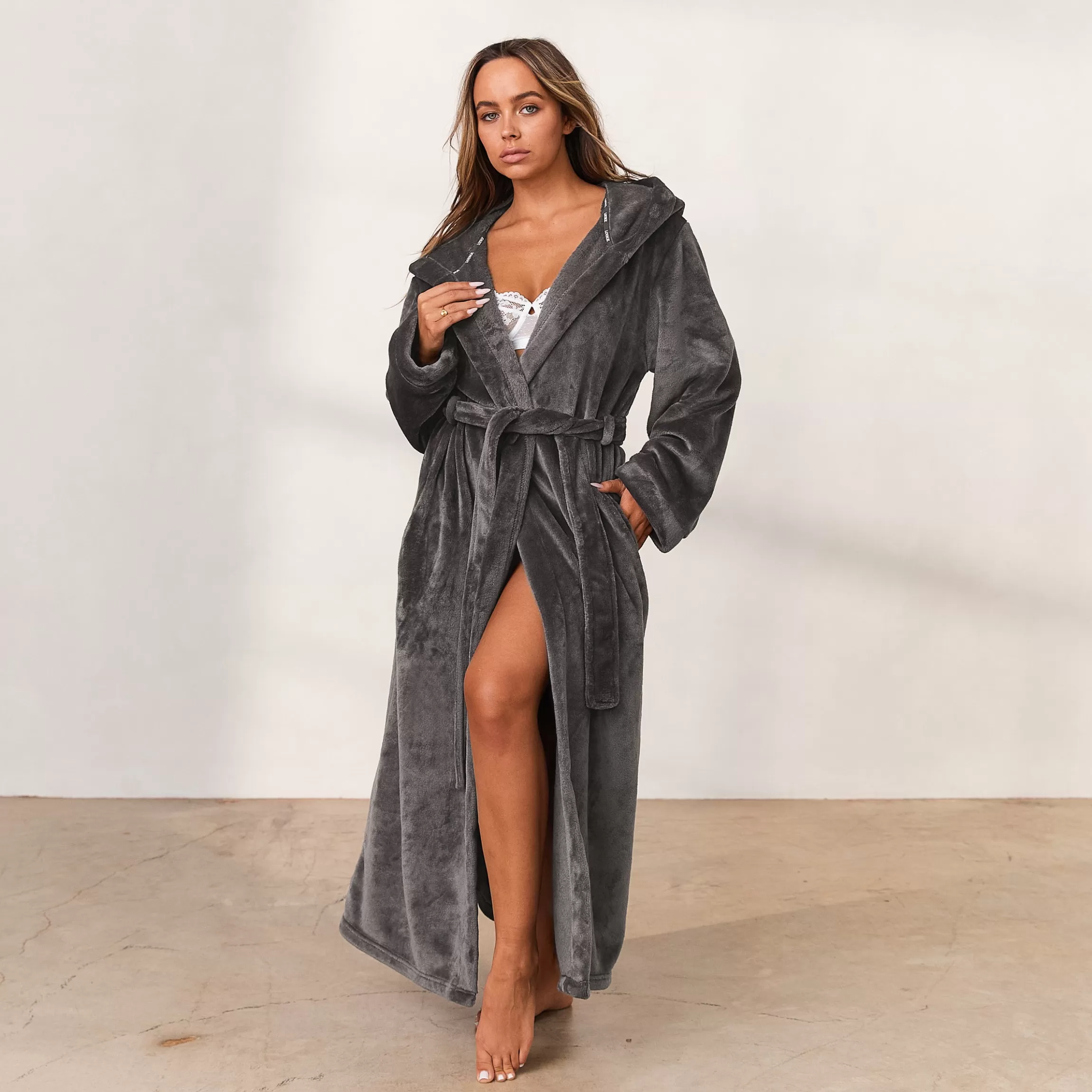 Lounge Cuddle Me Kamerjas - Houtskool Online