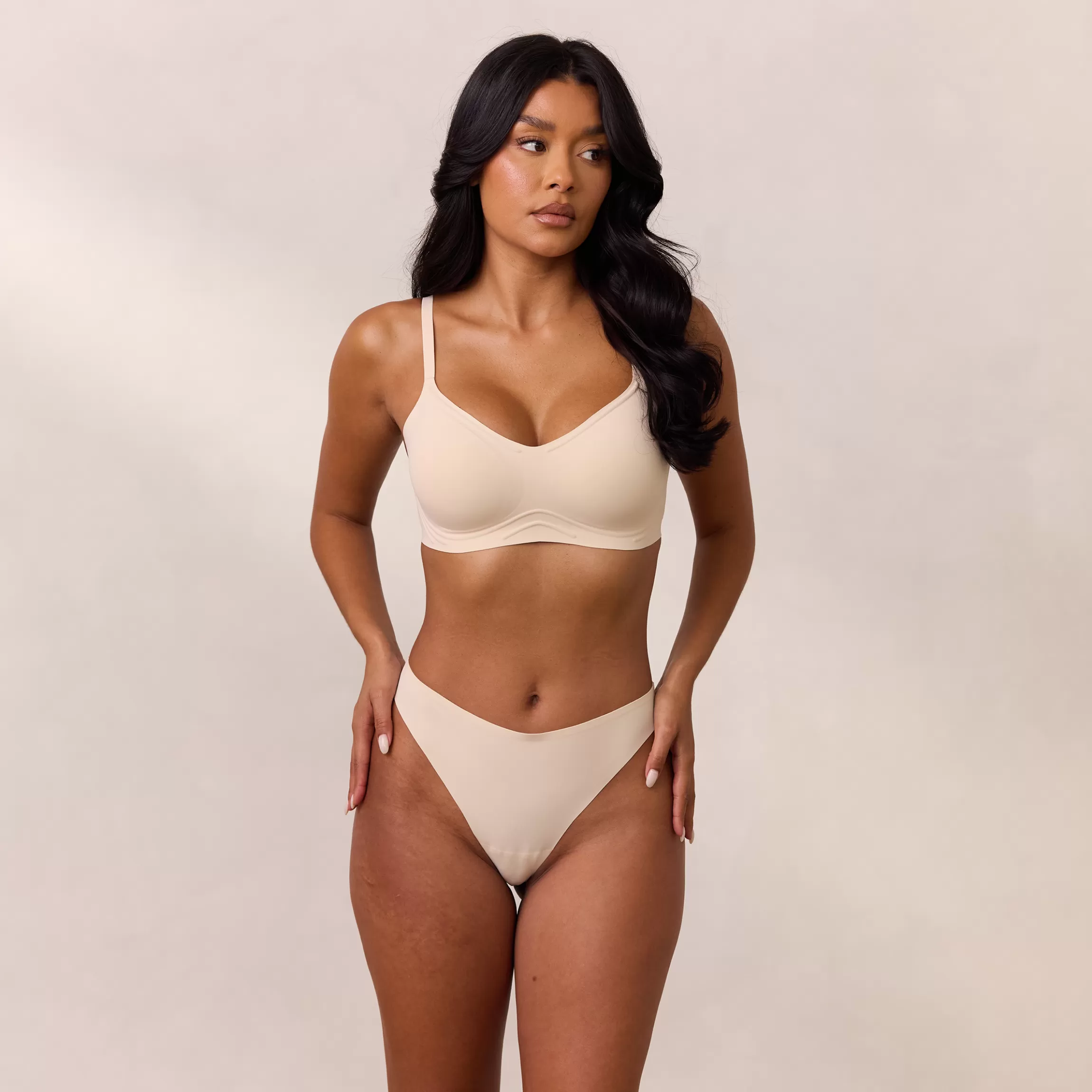 Lounge Everyday Flex Bralette - Vanille Outlet