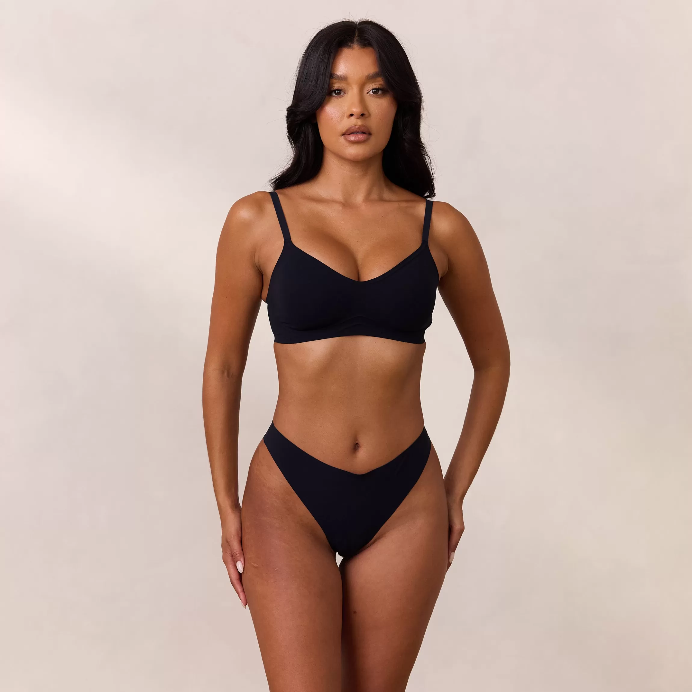 Lounge Everyday Flex Bralette - Zwart Sale