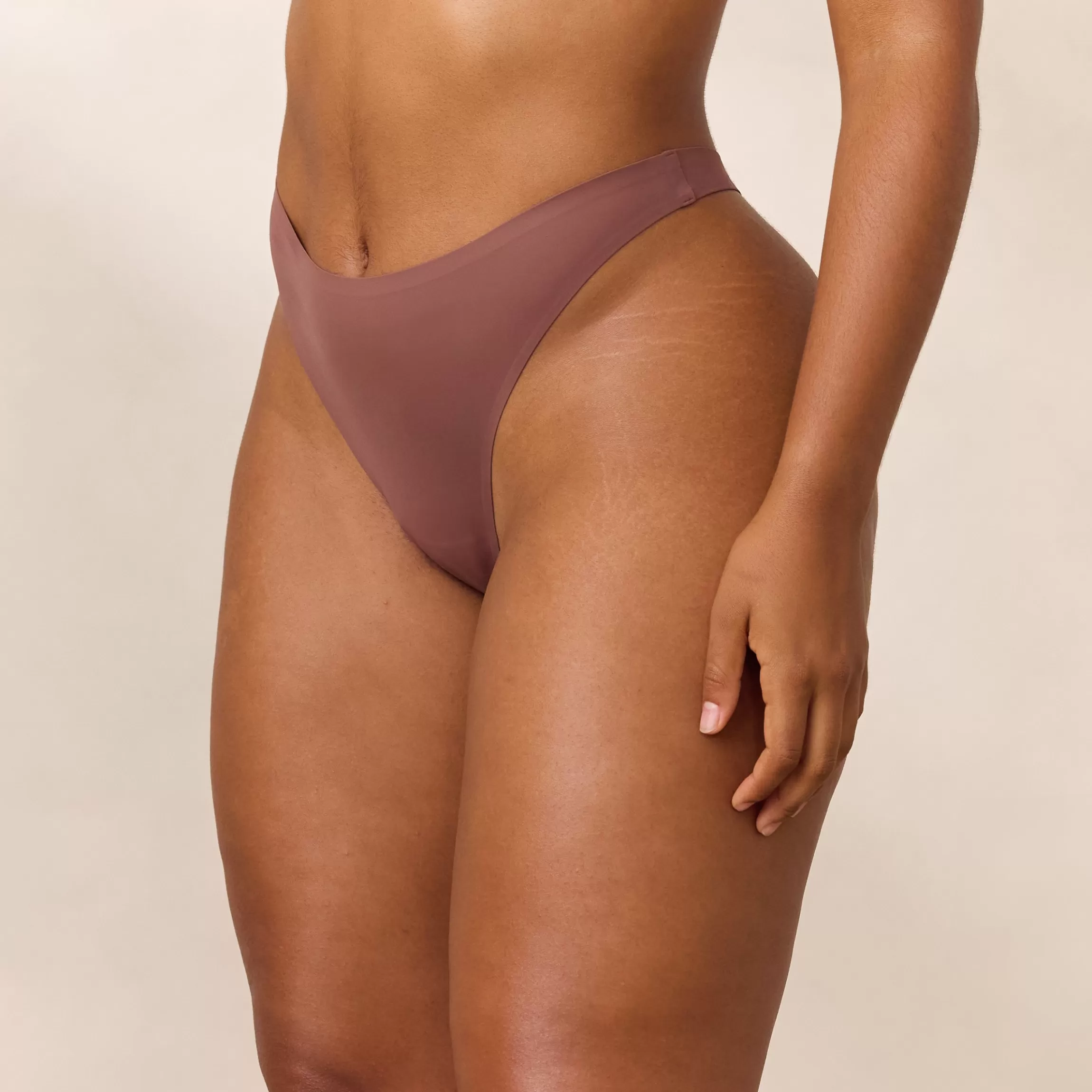 Lounge Everyday Form String - Muskaat Flash Sale