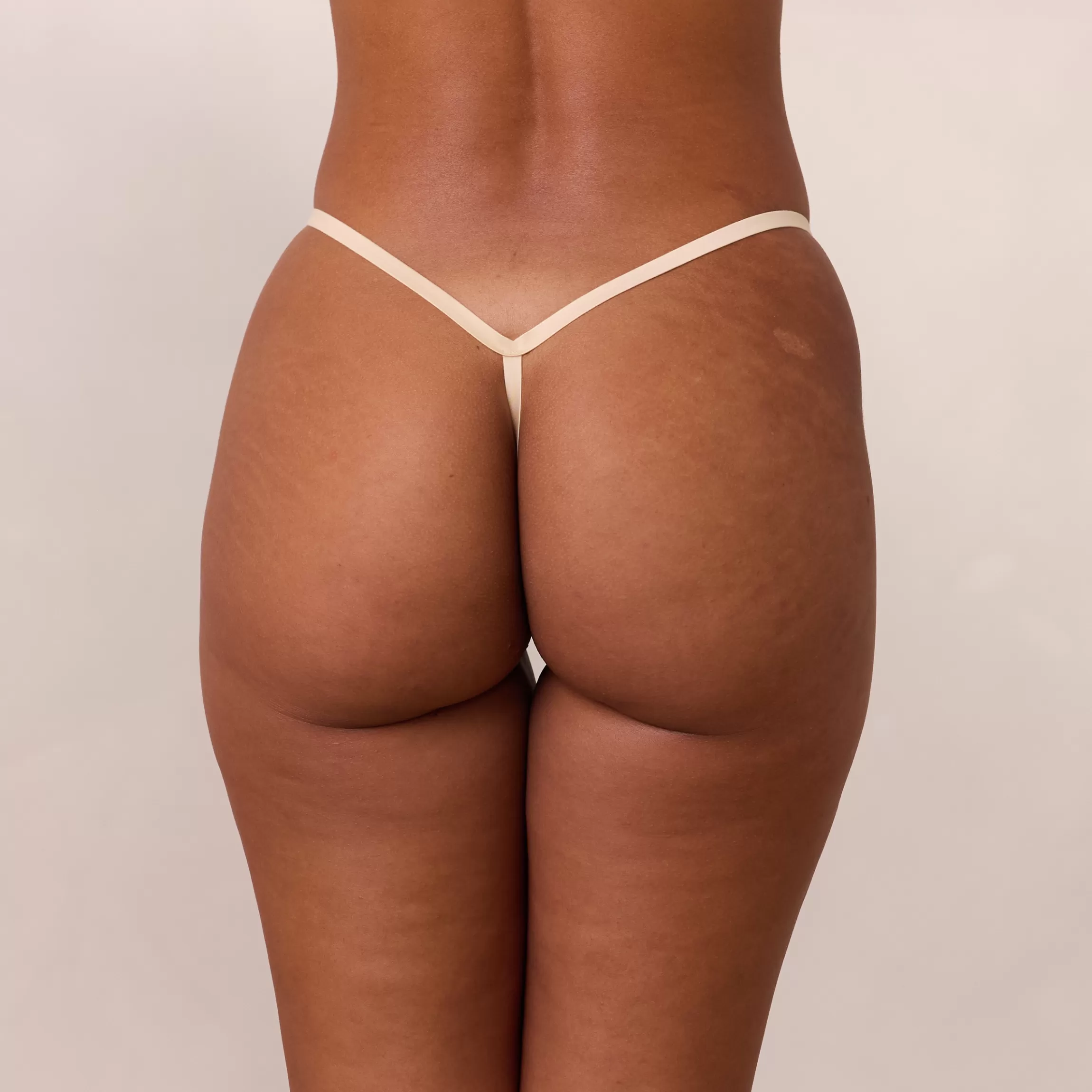 Lounge Everyday Ultimate G-string - Vanille Shop
