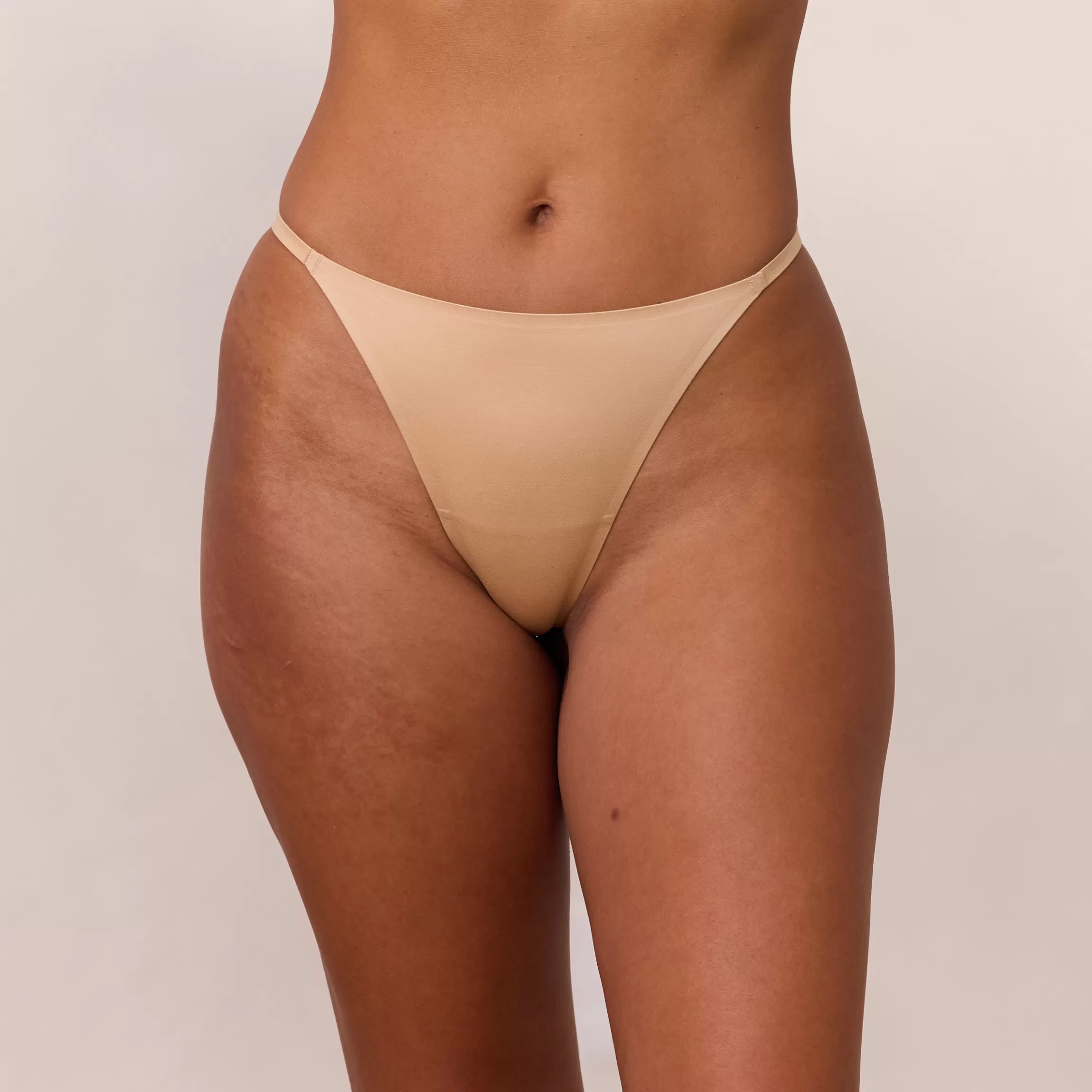 Lounge Everyday Ultimate G-string - Zand New