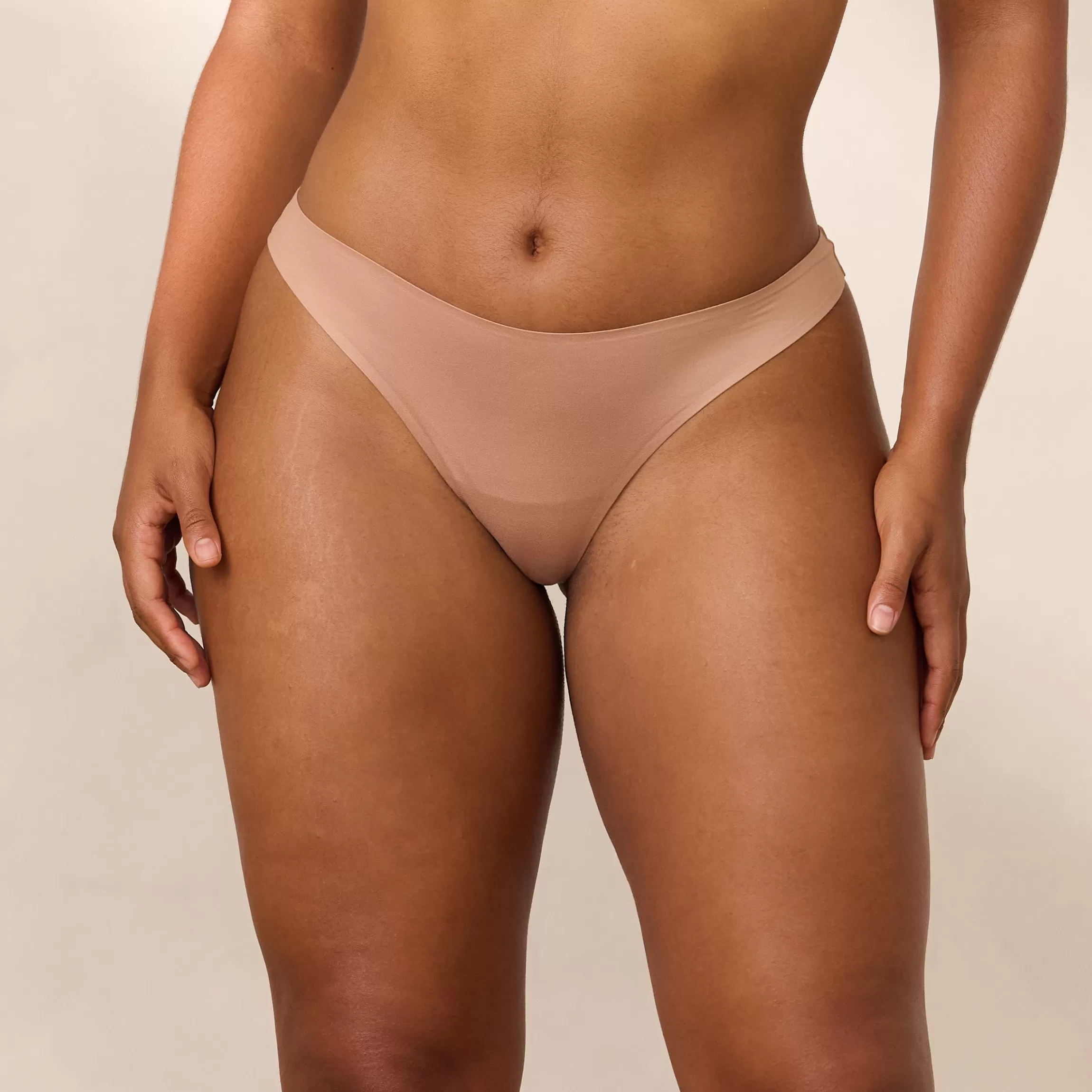 Lounge Everyday Ultimate String - Honingkleurig Store